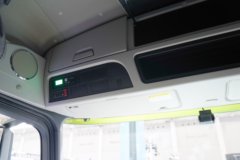 载合汽车 超长续航版 4X2 燃料电池牵引车 宁德时代600kWh