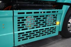 载合汽车 超长续航版 4X2 燃料电池牵引车 宁德时代600kWh