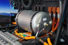 载合汽车 轻量侠 6X4 平顶纯电动牵引车 亿纬600kWh