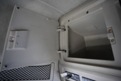 东风天龙KL 6X4 增程混动牵引车 宁德时代78.3kWh