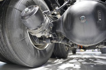 ��������KL 6X4 ���̻춯ǣ���� ����ʱ��78.3kWhͼƬ