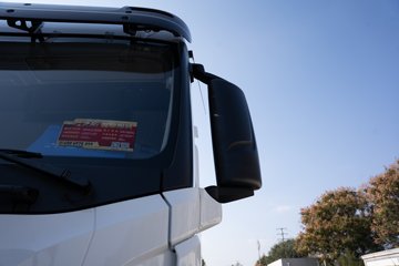 �ൺ��� JH6�ؿ� ������ 590���� 6X4 LNG�Զ���Σ��Ʒǣ����ͼƬ