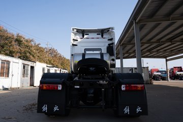 �ൺ��� JH6�ؿ� ������ 590���� 6X4 LNG�Զ���Σ��Ʒǣ����ͼƬ