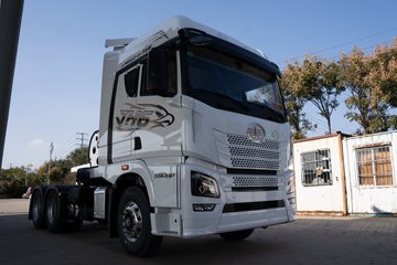 �ൺ��� JH6�ؿ� ������ 590���� 6X4 LNG�Զ���Σ��Ʒǣ����ͼƬ