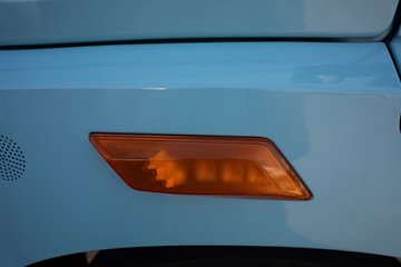 �ൺ��� ӥ�� ������ 15.7L LNG 720���� 6X4 ��ʿ��16�� AMT�Զ��� ǣ����ͼƬ