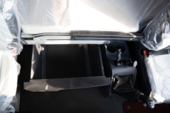 青岛解放 鹰航 智享版 15.7L LNG 720马力 6X4 法士特16档 AMT自动档 牵引车