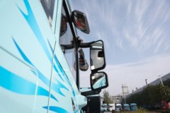 解放鹰驰 6X4 纯电动牵引车 宁德时代400.61kWh