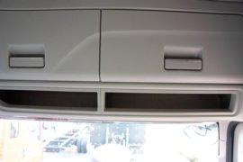 鹰驰&nbsp;电动牵引车驾驶室图片