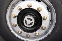 解放鹰驰 6X4 纯电动牵引车 宁德时代400.61kWh