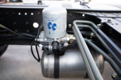 青岛解放 JH6重卡 卓越版2.0 420马力 4X2 AMT自动档危险品牵引车(国六)(带液缓)