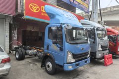 中国重汽 豪曼 先锋EM3 4X2 4.18米单排纯电动厢式轻卡 宁德时代100.46kWh