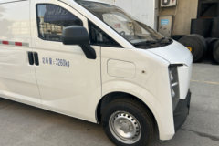 货拉拉多拉大面 2025款 超充梦想版 3座 纯电动封闭货车 宁德时代43.53kWh