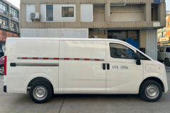 货拉拉多拉大面 2025款 超充梦想版 3座 纯电动封闭货车 