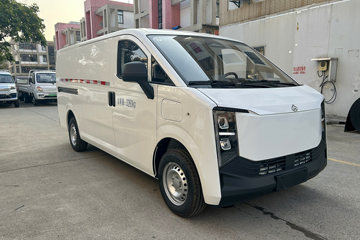 货拉拉多拉大面 2025款 超充梦想版 3座 纯电动封闭货车 宁德时代43.53kWh