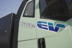一汽解放J6P 6X4 纯电动牵引车 宁德时代400.61kWh 一汽解放J6P 6X4 纯电动牵引车 宁德时代400.61kWh