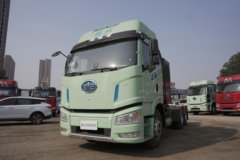 一汽解放J6P 6X4 纯电动牵引车 宁德时代400.61kWh