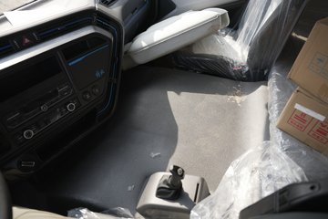 һ�����J6P 6X4 ���綯ǣ���� ����ʱ��400.61kWhͼƬ
