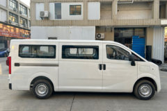 优惠0.5万 南充市跨越星光电动封闭厢货火热促销中