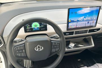 ������Խ�ǹ� 2025�� �Ǽݳ���� 7�� ���綯��� ����ʱ��43.53kWhͼƬ