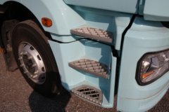 陕汽德龙新M3000 轻量化版 6X4 纯电动牵引车 宁德时代400.61kWh