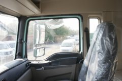 陕汽德龙新M3000 轻量化版 6X4 纯电动牵引车 宁德时代400.61kWh