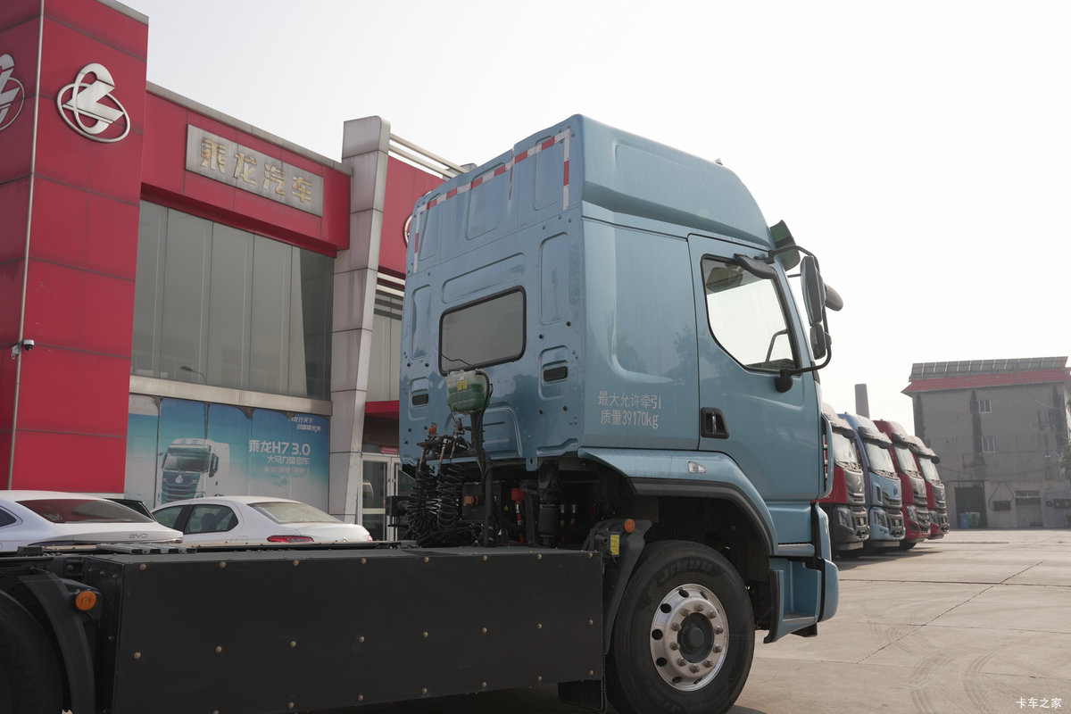 �������� ����H5�ؿ� 6X4 ���綯ǣ����359kWh���