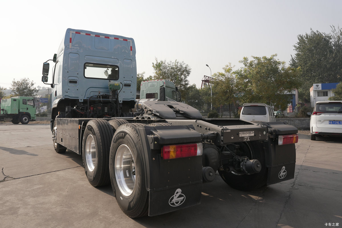 �������� ����H5�ؿ� 6X4 ���綯ǣ����359kWh���