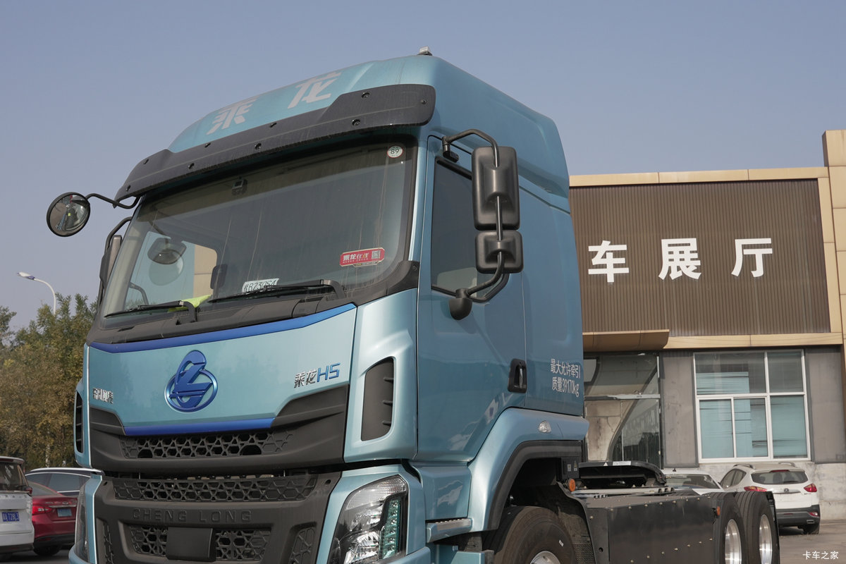 �������� ����H5�ؿ� 6X4 ���綯ǣ����359kWh���