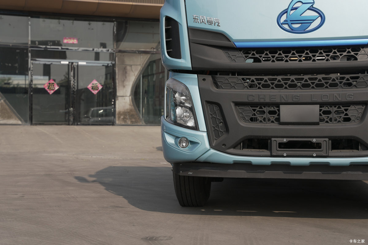 �������� ����H5�ؿ� 6X4 ���綯ǣ����359kWh���