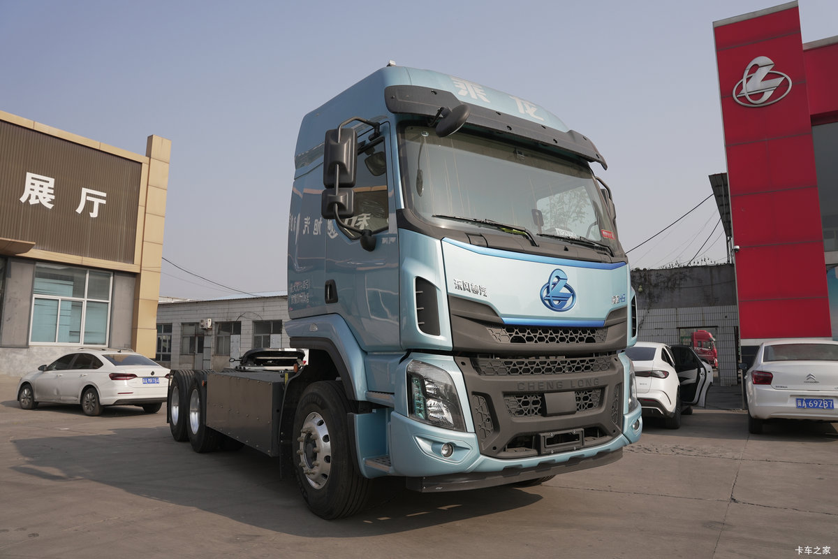 �������� ����H5�ؿ� 6X4 ���綯ǣ����359kWh���