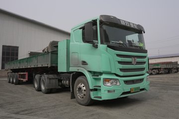 联合卡车 电麒麟 经典充电版 6X4 平顶纯电动牵引车 宁德时代400.61kWh