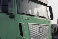 远程 X7E 25T 6X4 纯电动牵引车422.87kWh