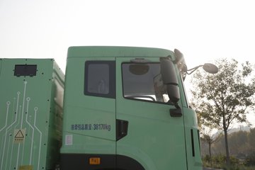 Զ�� X7E 25T 6X4 ���綯ǣ����422.87kWhͼƬ