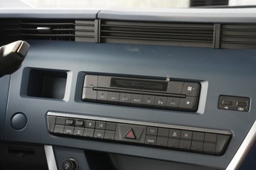 Զ�� X7E 25T 6X4 ���綯ǣ����422.87kWhͼƬ