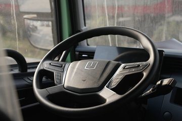 Զ�� X7E 25T 6X4 ���綯ǣ����422.87kWhͼƬ