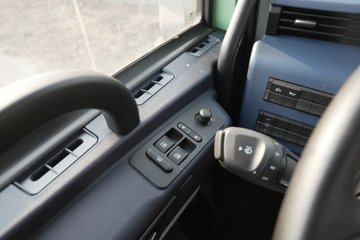 Զ�� X7E 25T 6X4 ���綯ǣ����422.87kWhͼƬ