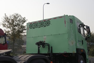 Զ�� X7E 25T 6X4 ���綯ǣ����422.87kWhͼƬ