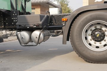 Զ�� X7E 25T 6X4 ���綯ǣ����422.87kWhͼƬ