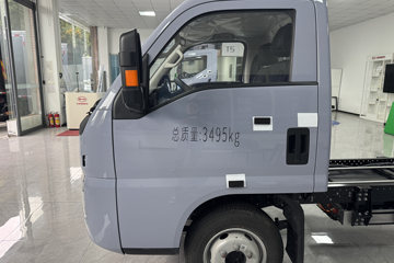 ���ǵ�T4 �Ƹ��� 3.815�׵��Ŵ��綯��դʽ�Ῠ ����62.3kWhͼƬ