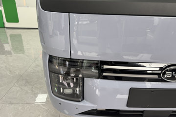 ���ǵ�T4 �Ƹ��� 3.815�׵��Ŵ��綯��դʽ�Ῠ ����62.3kWhͼƬ