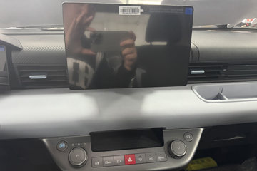 ���ǵ�T4 �Ƹ��� 3.815�׵��Ŵ��綯��դʽ�Ῠ ����62.3kWhͼƬ