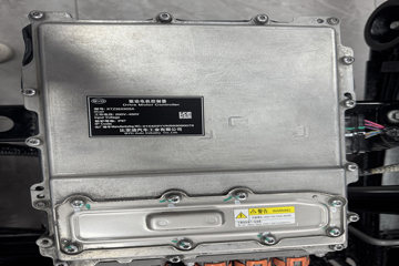 ���ǵ�T4 �Ƹ��� 3.815�׵��Ŵ��綯��դʽ�Ῠ ����62.3kWhͼƬ