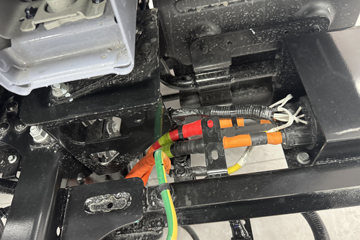 ���ǵ�T4 �Ƹ��� 3.815�׵��Ŵ��綯��դʽ�Ῠ ����62.3kWhͼƬ