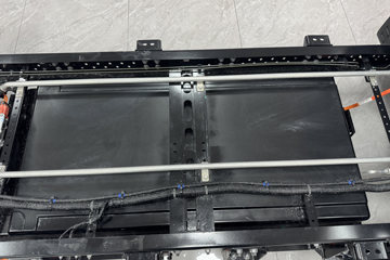 ���ǵ�T4 �Ƹ��� 3.815�׵��Ŵ��綯��դʽ�Ῠ ����62.3kWhͼƬ