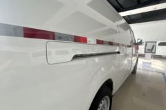 瑞驰R5货运版 2025款 智行超充版超越型Ⅱ 2座 纯电动封闭货车 宁德时代50.1kWh