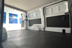 瑞驰R5货运版 2025款 智行超充版超越型Ⅱ 2座 纯电动封闭货车 宁德时代50.1kWh