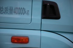 青岛解放JH6 智享版南方款 14.6L LNG 560马力 6X4 一汽解放12档 牵引车