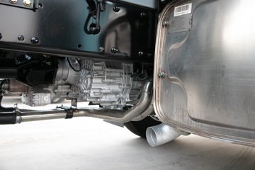 �ൺ���JH6 �������Ϸ��� 14.6L LNG 560���� 6X4 һ�����12�� ǣ����ͼƬ