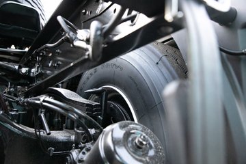 �ൺ���JH6 �������Ϸ��� 14.6L LNG 560���� 6X4 һ�����12�� ǣ����ͼƬ