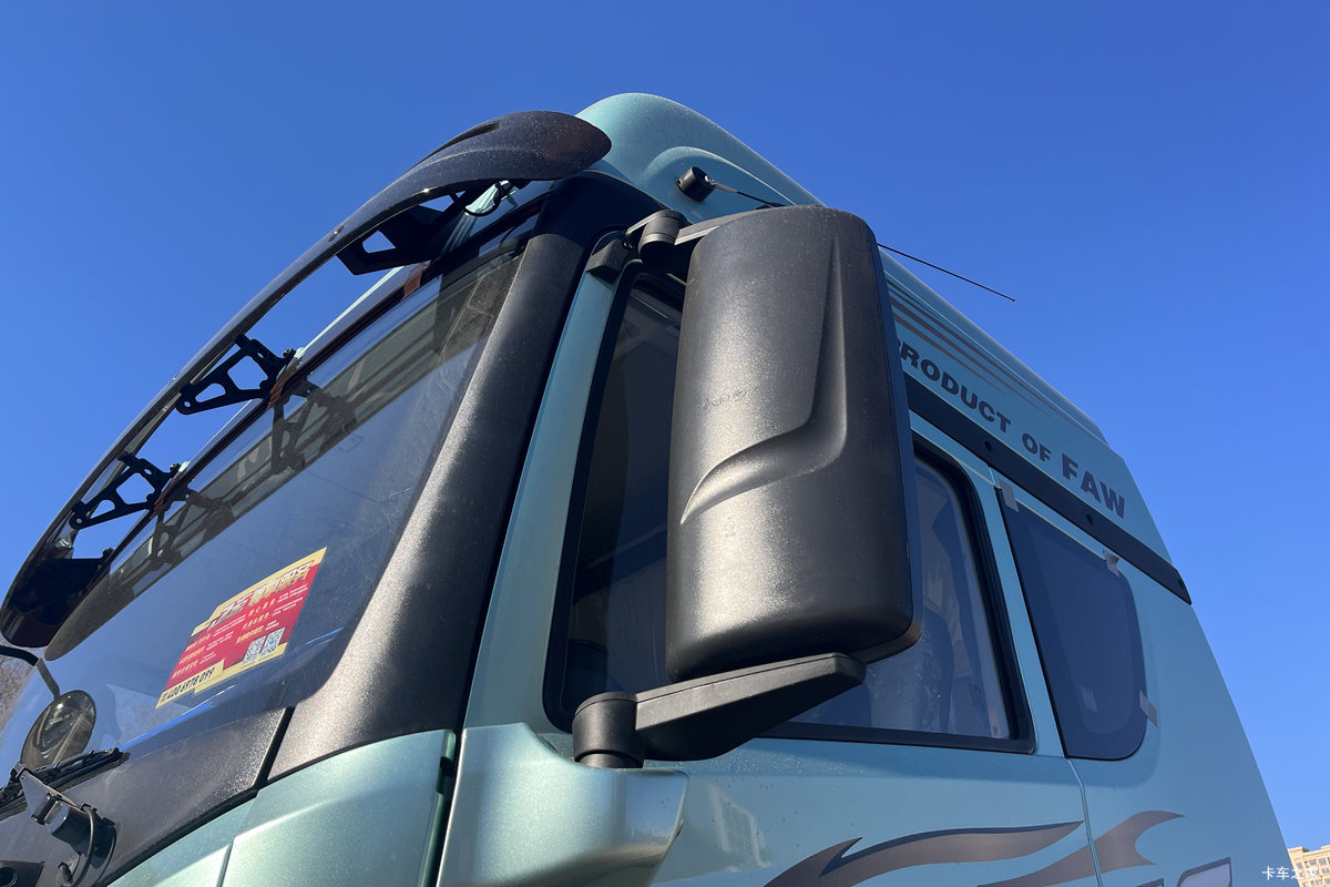 �ൺ���JH6 �����2.0 12.5L���� 580���� 8X4 ��ʿ��16�� AMT�Զ��� 9.5���Ű��դʽ�ػ������                                                